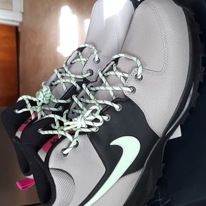 Nike Manoa Leather SE